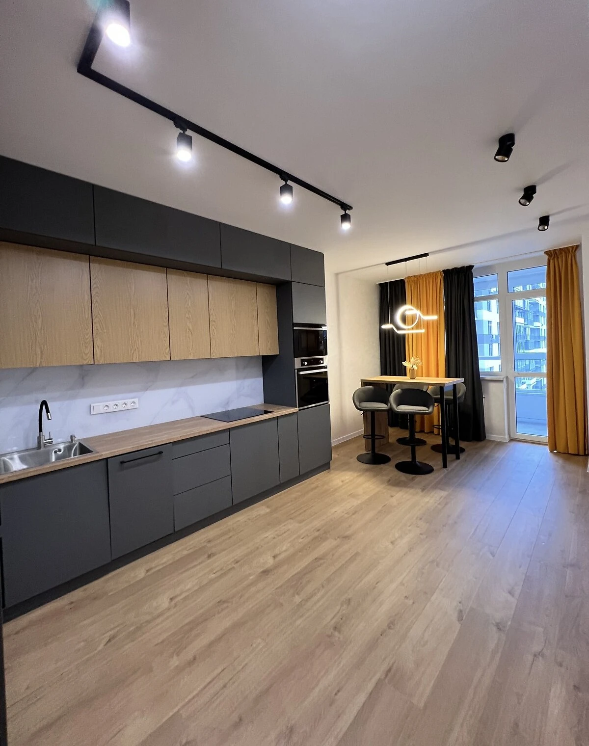 1-кімнатна квартира, Виноградар: дизайнерський ремонт - фото 2