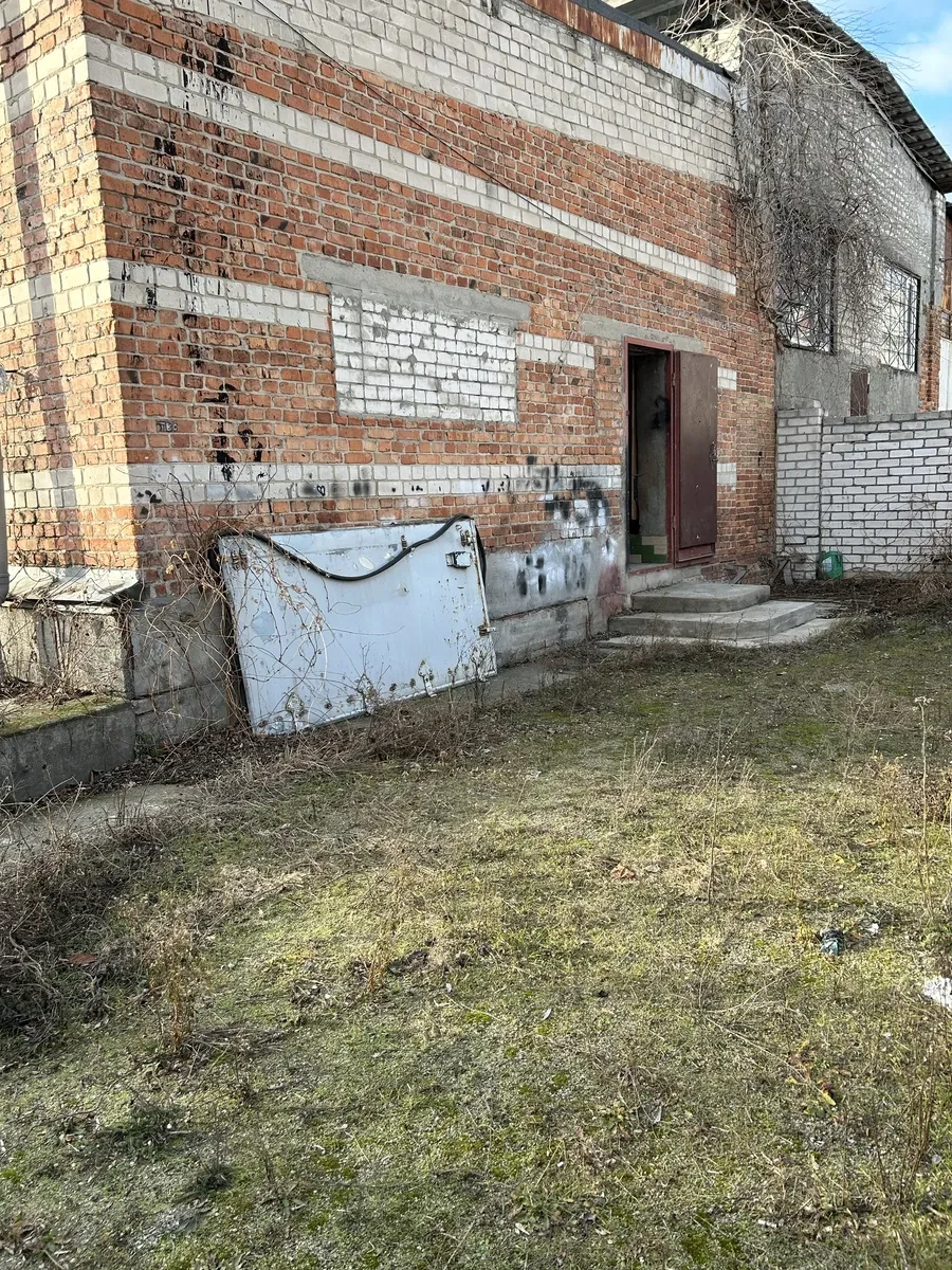 Приміщення, Кременчук: булерʼян, огороджена територія, охорона, фото 5
