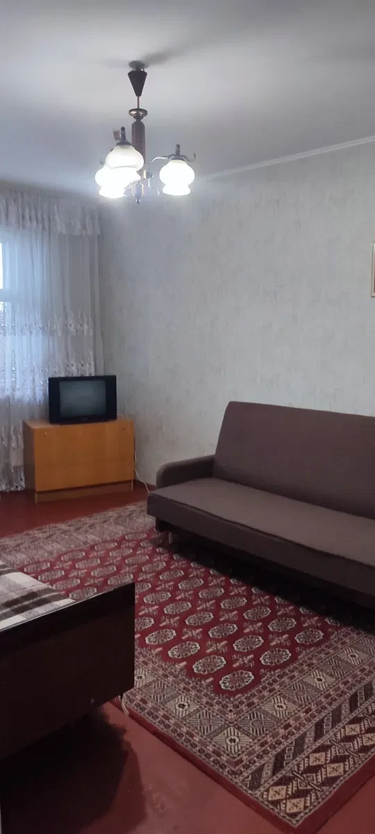 1-кімнатна квартира, Деснянський: ліфт, інтернет і вода без світла - фото 3