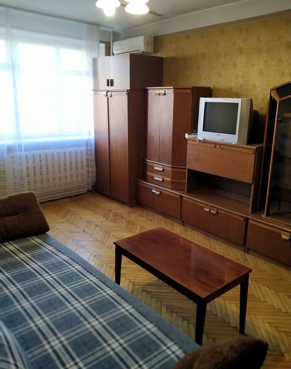 Кімната, Оболонський: опалення без світла, метро Мінська - фото 1