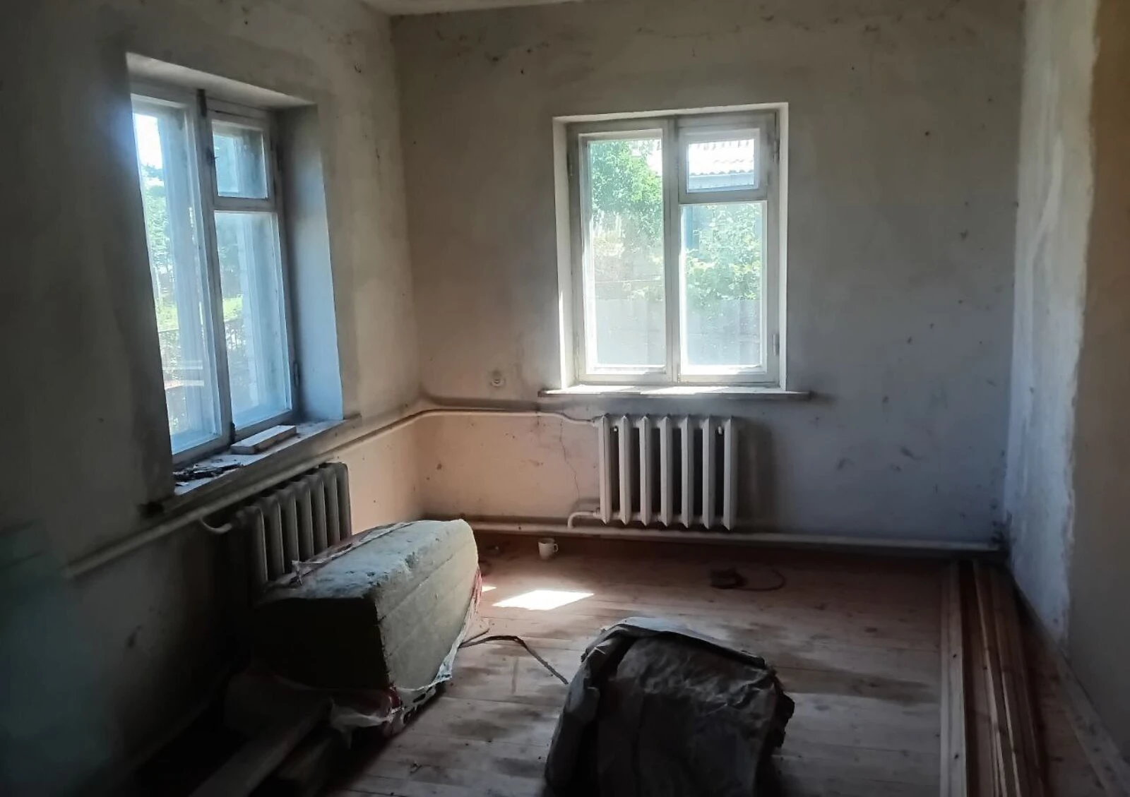 Будинок, Мена: ділянка 500 м², веранда, гараж - фото 5