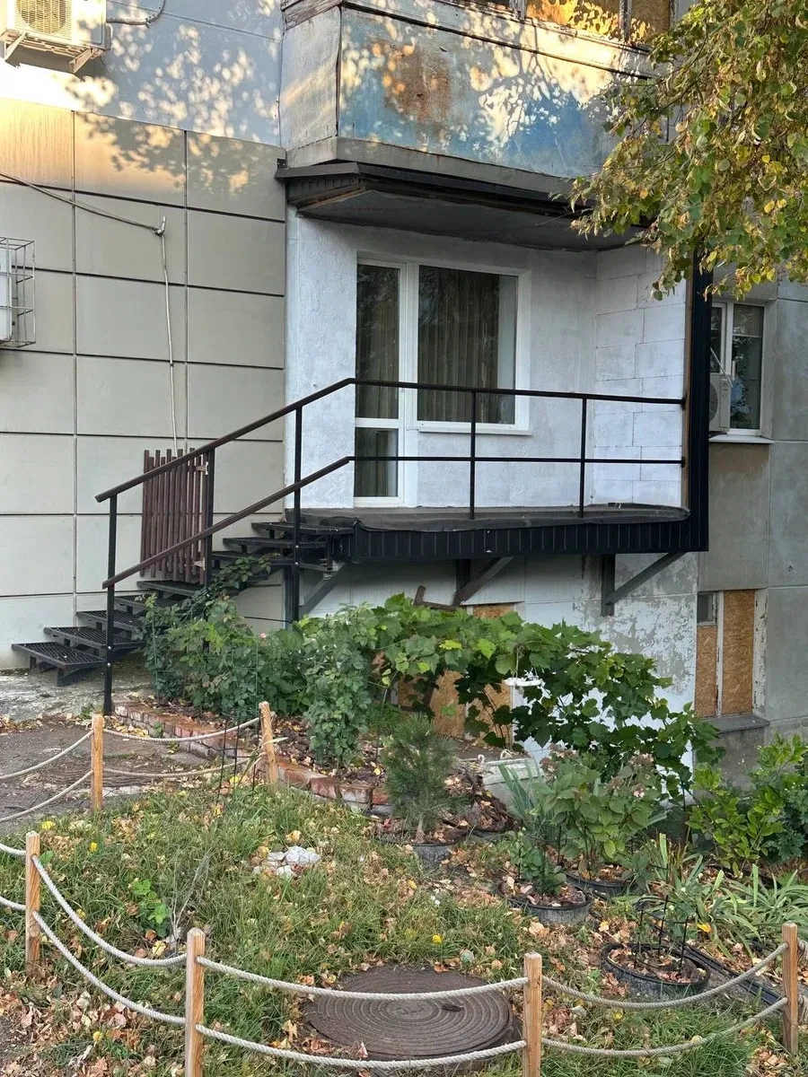 1-кімнатна квартира, Суми: центр міста, заряджання електромобіля - фото 2