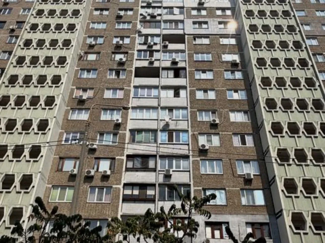 2-комнатная квартира, Деснянский: окна во двор с зеленью, евроремонт - фото 2