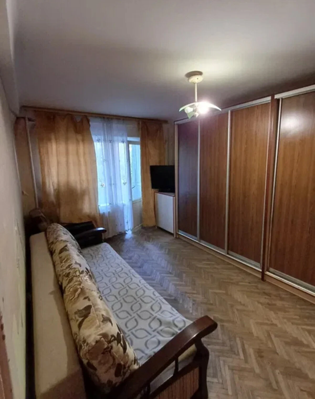 1-комнатная квартира, Нивки: панельный дом, внутренний двор, фото 5