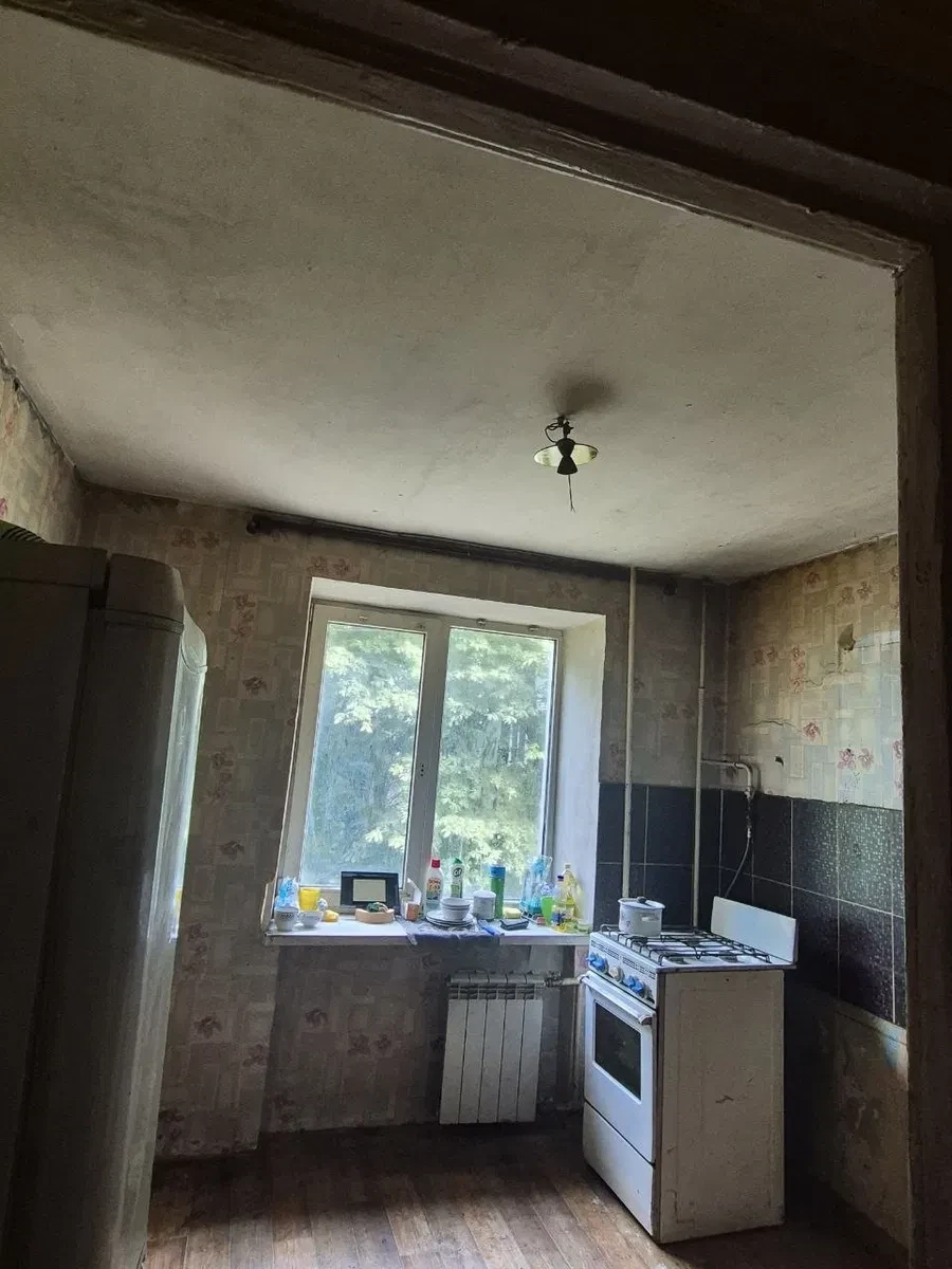 2-кімнатна квартира, Вишневе: під ремонт, балкон на 2 кімнати - фото 1