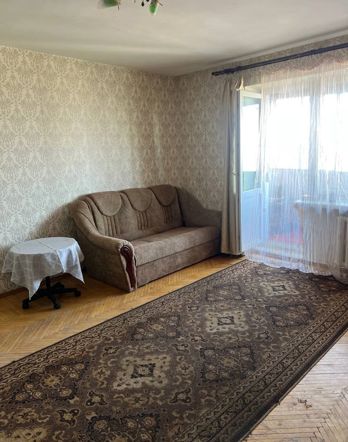 3-кімнатна квартира, Пересипський: телевізор і духова шафа - фото 3