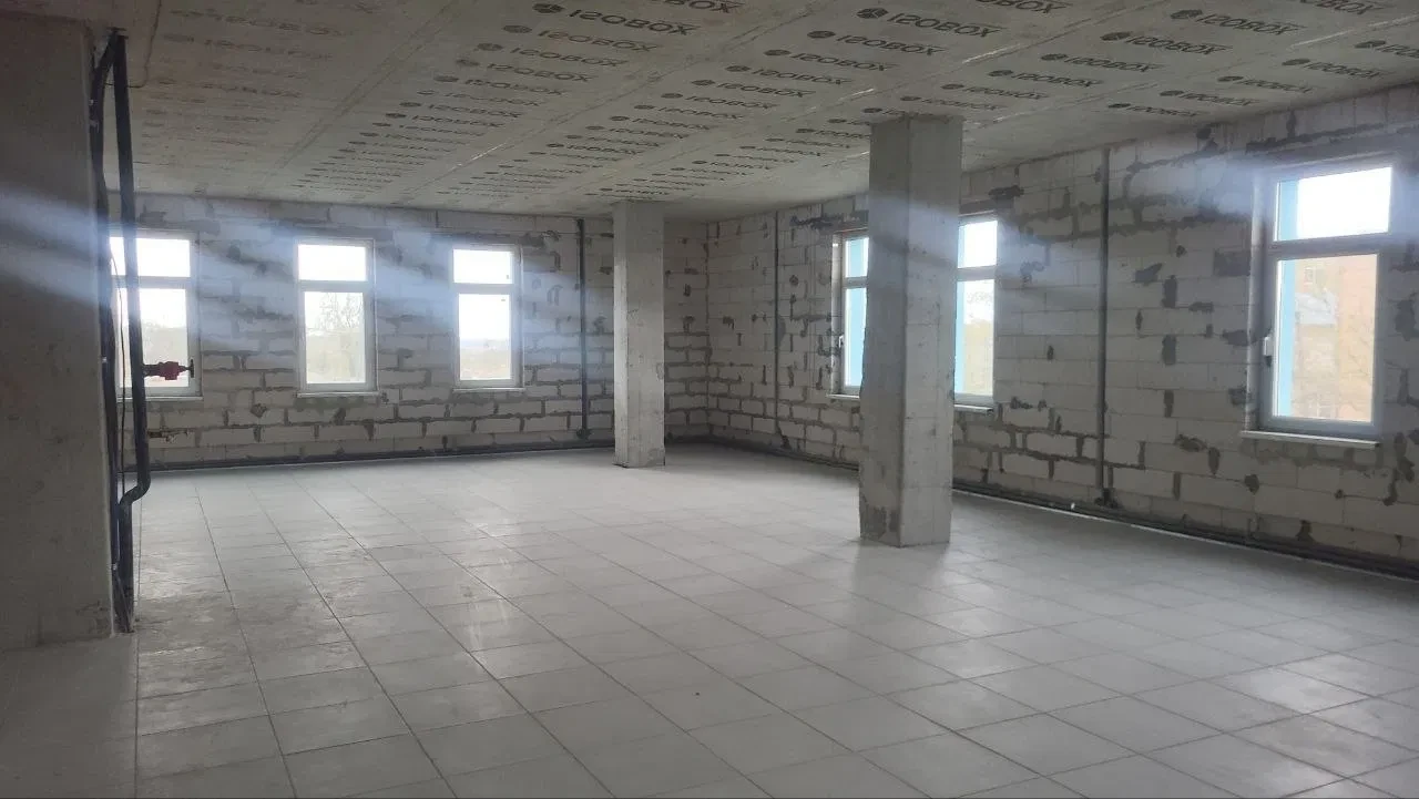 Приміщення, Полтава: фасадне, світло без відключень, паркування - фото 2