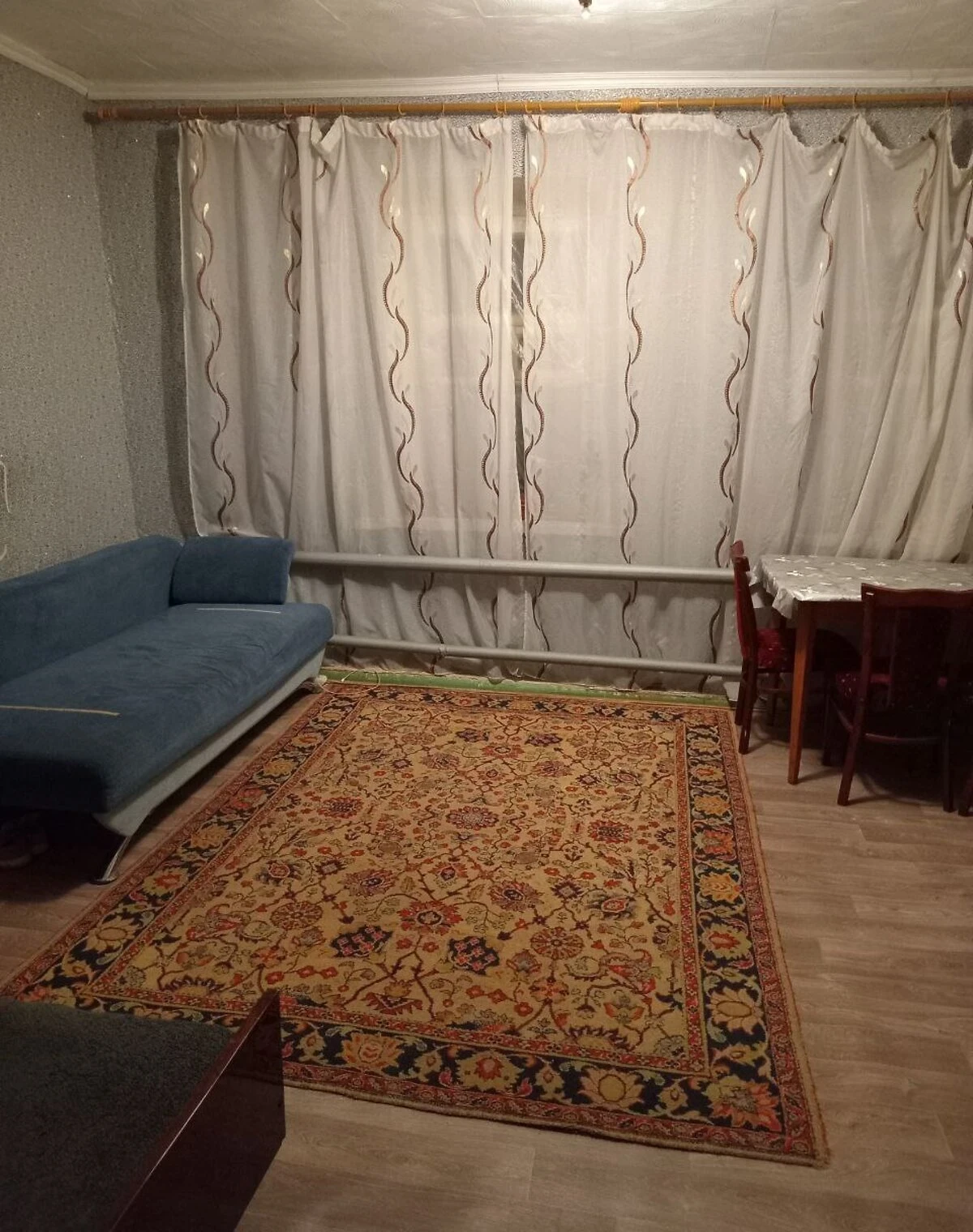 Частина будинку, Центрально-Міський: 2 спальні, гараж із підвалом - фото 2