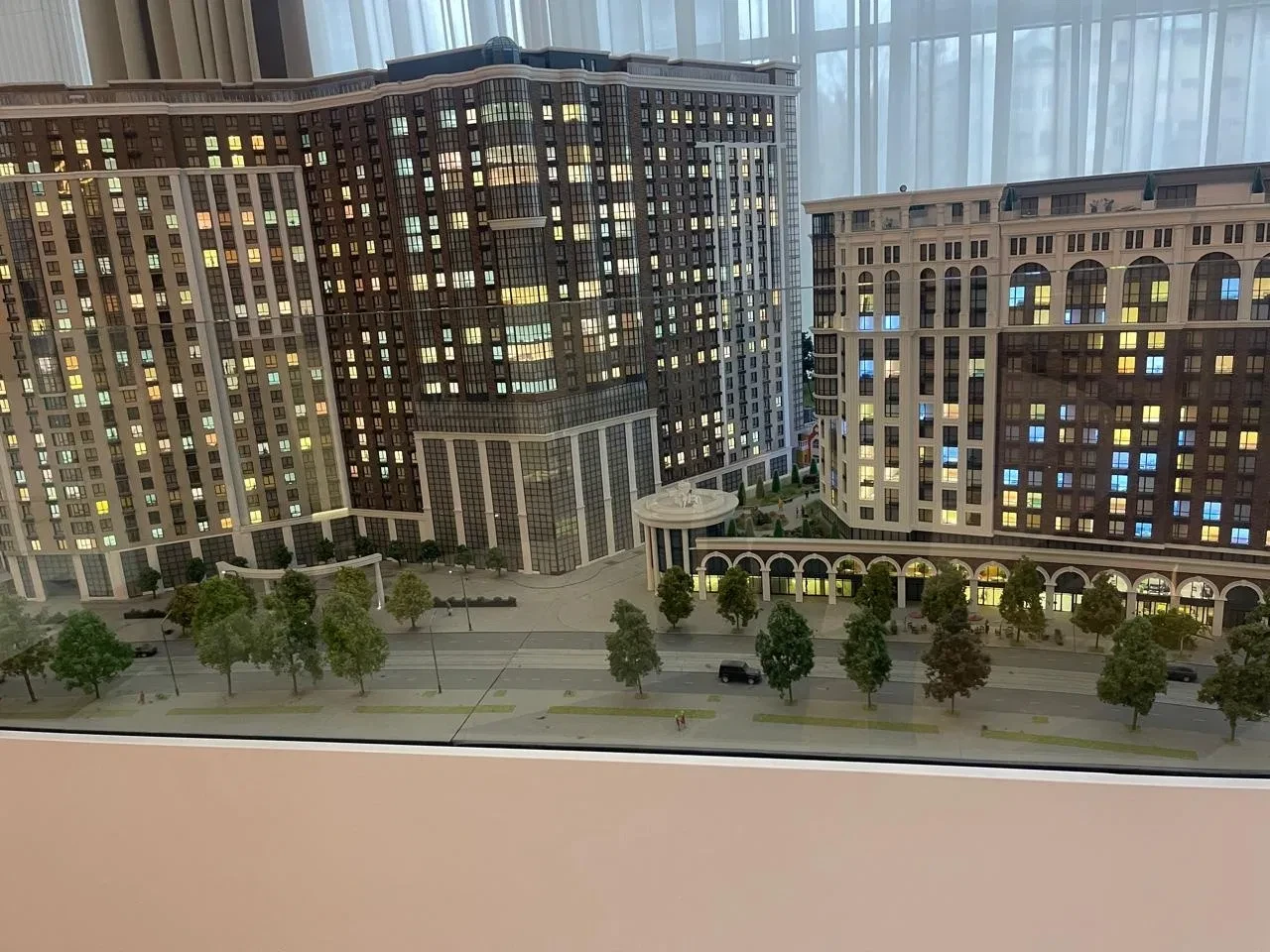 2-комнатная квартира в ЖК PODIL PLAZA: вид на Андреевский спуск - фото 3