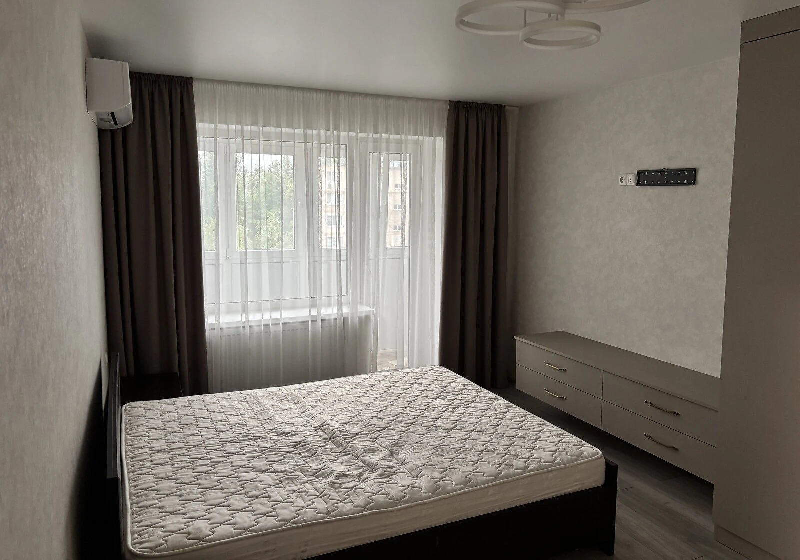 3-кімнатна квартира, Вишенька: євроремонт, газова колонка - фото 2