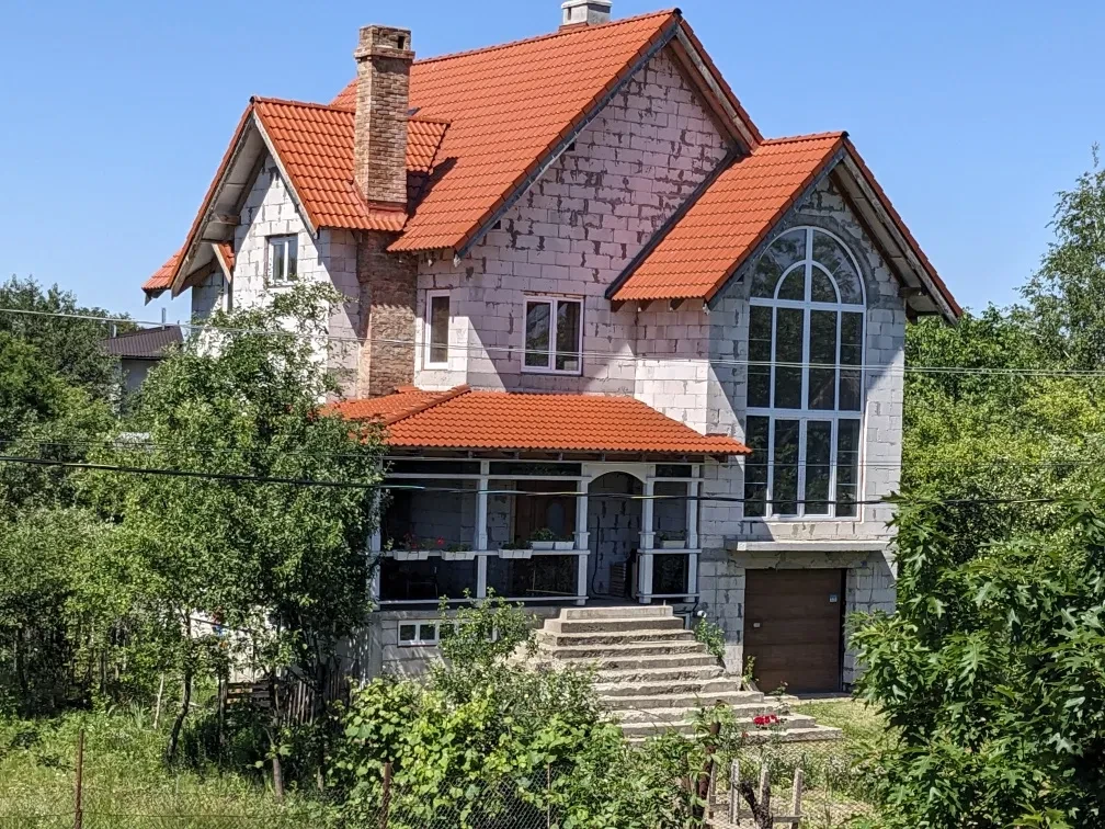 Будинок, Івано-Франківськ: біля міського озера, гараж, єОселя - фото 1