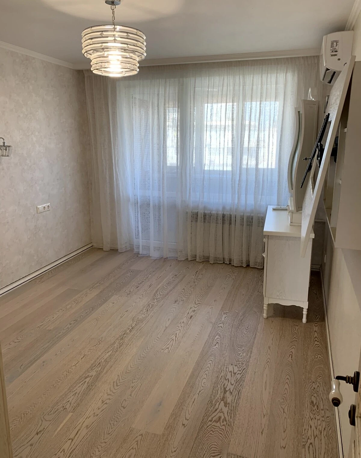 3-кімнатна квартира, Березняки: дизайнерський ремонт, 2 санвузли, фото 4