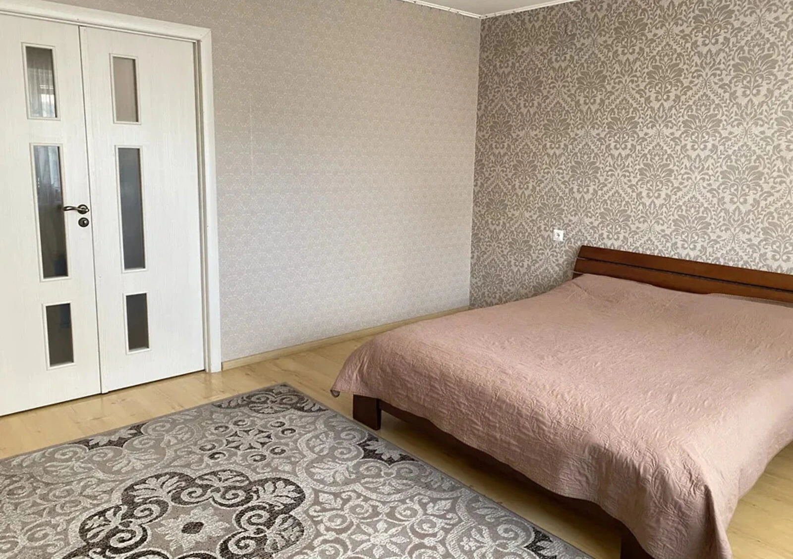 2-кімнатна квартира, Правий Поділ: євроремонт, внутрішній двір - фото 4