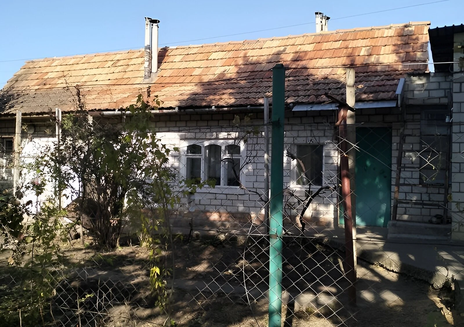 Будинок, Військова Слобідка: пічне й газове опалення, сад - фото 2