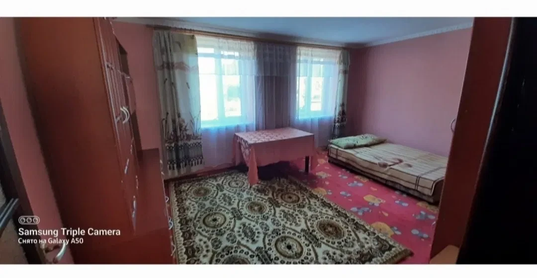 2-комнатная квартира, Черновцы: отдельный вход, гараж, двор 22×14 м, фото 5