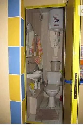 Помещение, Ровно: фасад, два отдельных выхода, фото 3