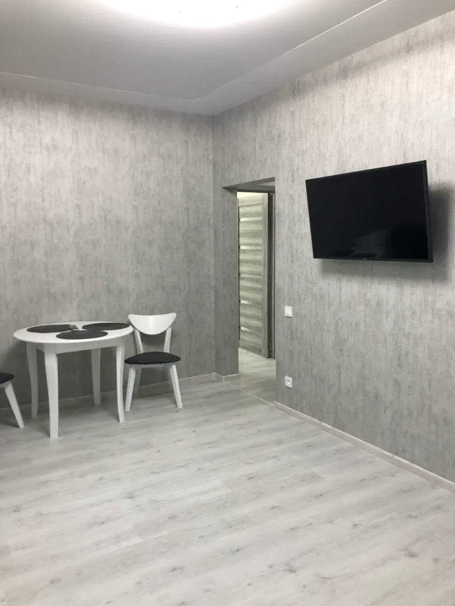 2-кімнатна квартира, Соцмісто: євроремонт, меблі й техніка, фото 4