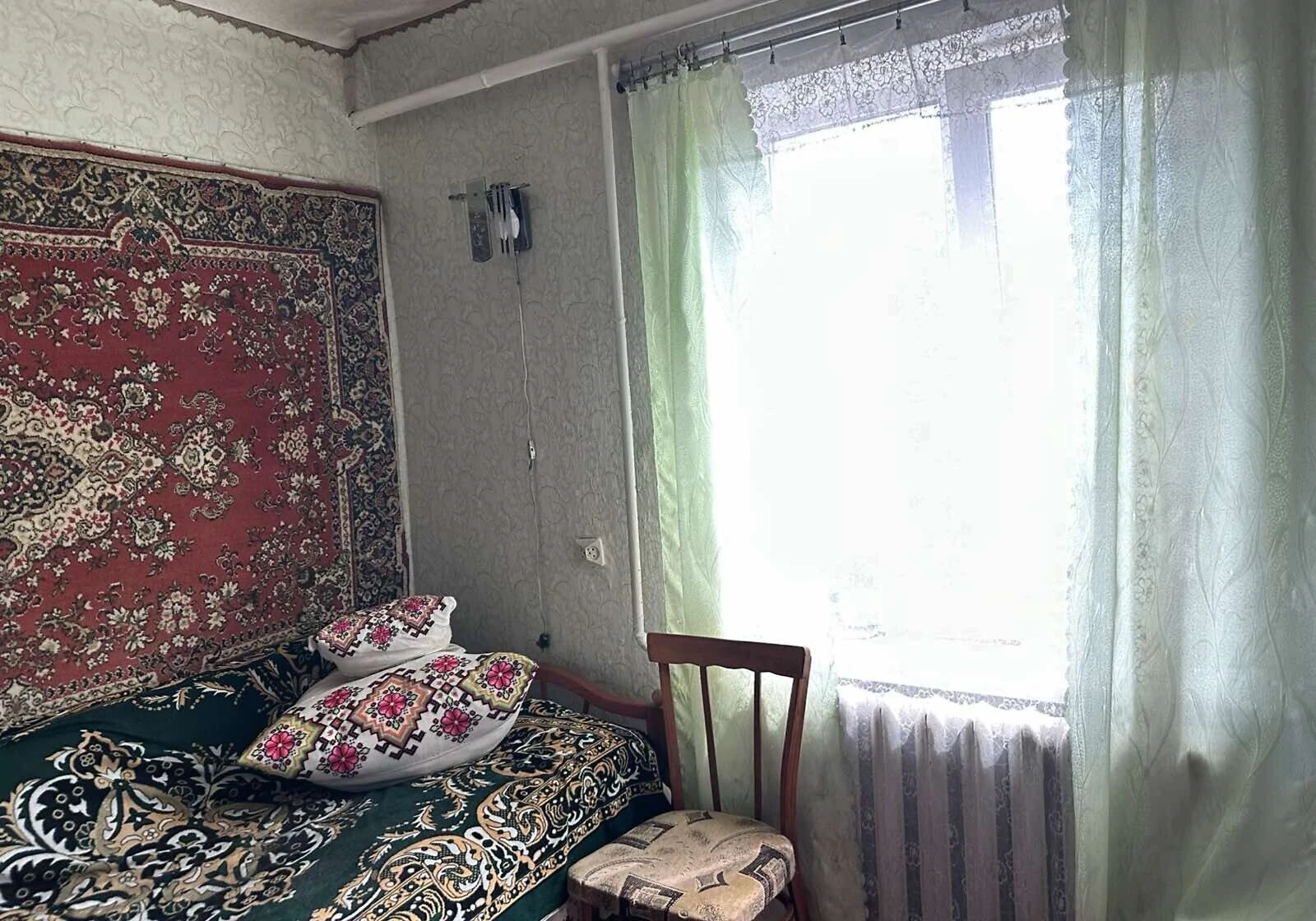 3-кімнатна квартира, Христинівка: косметичний ремонт, цегляні стіни - фото 4