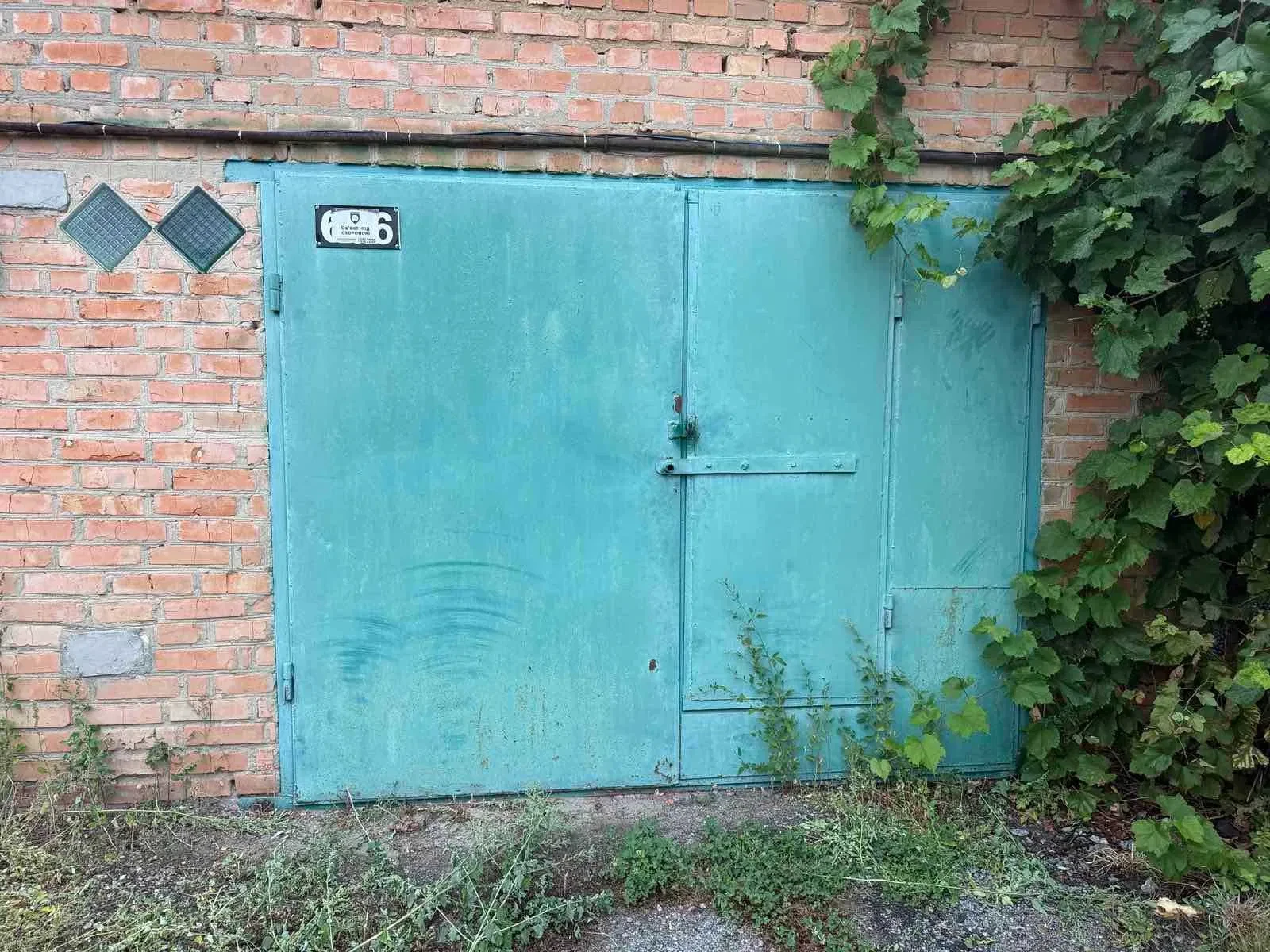 Гараж, Бердичів: два поверхи, майстерня або склад, відеоспостереження - фото 1