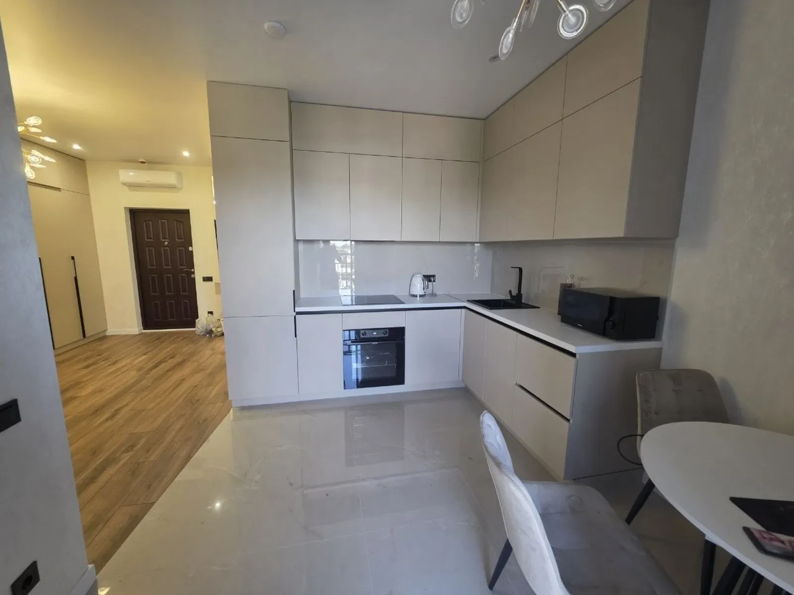 Евродвушка в ЖК Kadorr City: инвертор 4 кВт, генератор, фото 5
