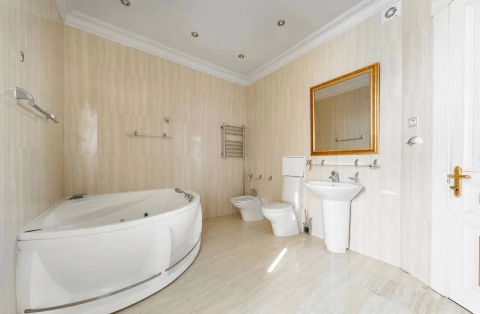 3-кімнатна квартира, Печерський: метро Палац Україна 2 хв, фото 5