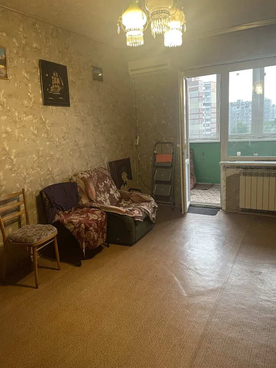 2-комнатная квартира, Деснянский: две утепленные лоджии, Троещина, фото 3