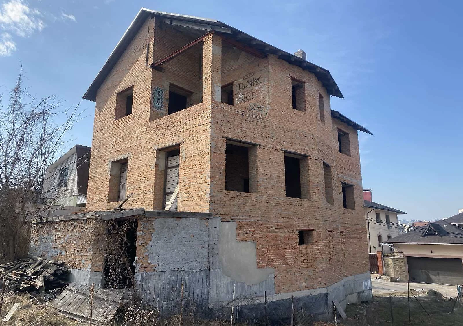 Будинок, Багринова гора: гараж, 6 соток, можливий торг - фото 1