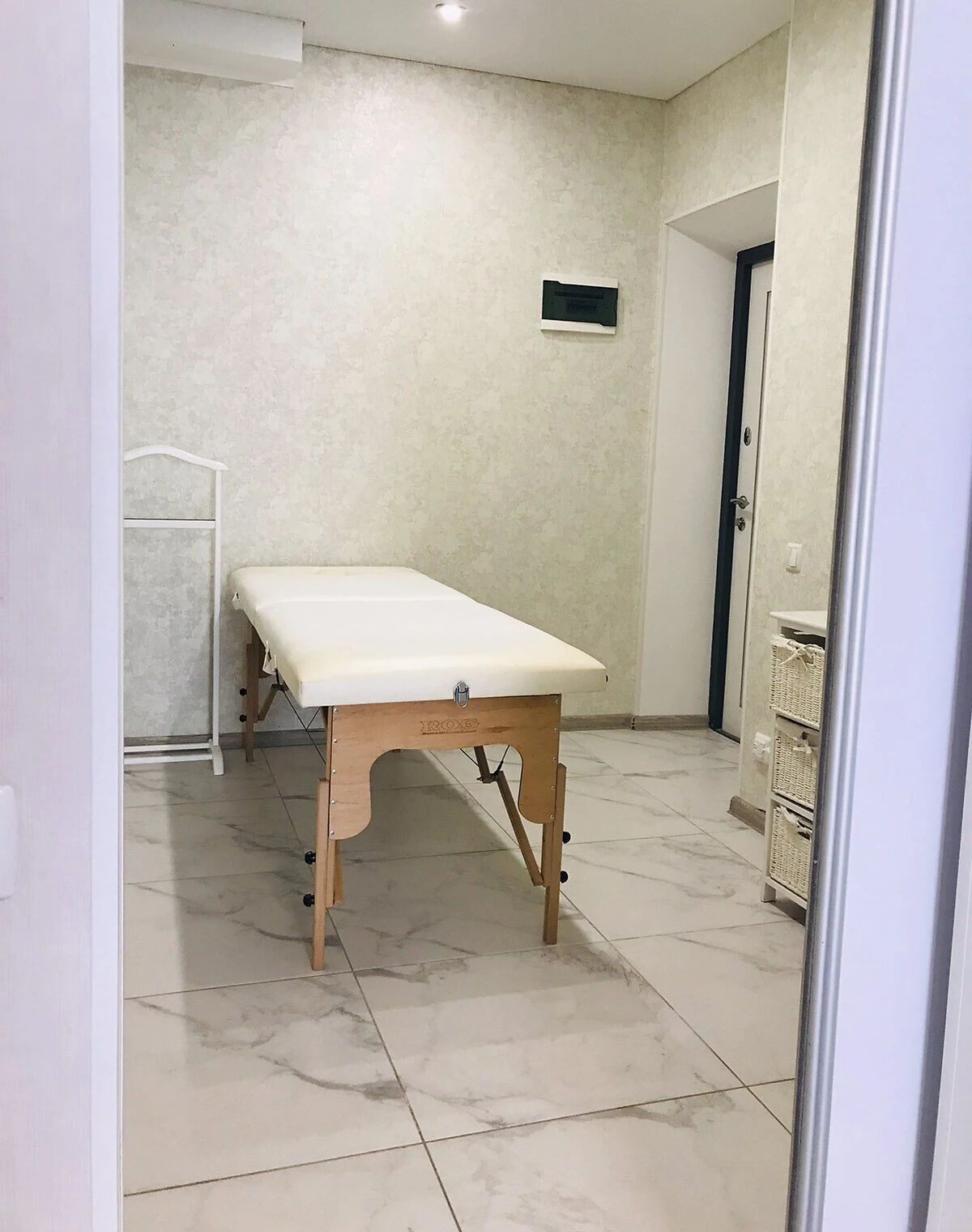 Офіс, Жмеринка: фасадне, резервне живлення, укриття в будинку - фото 5