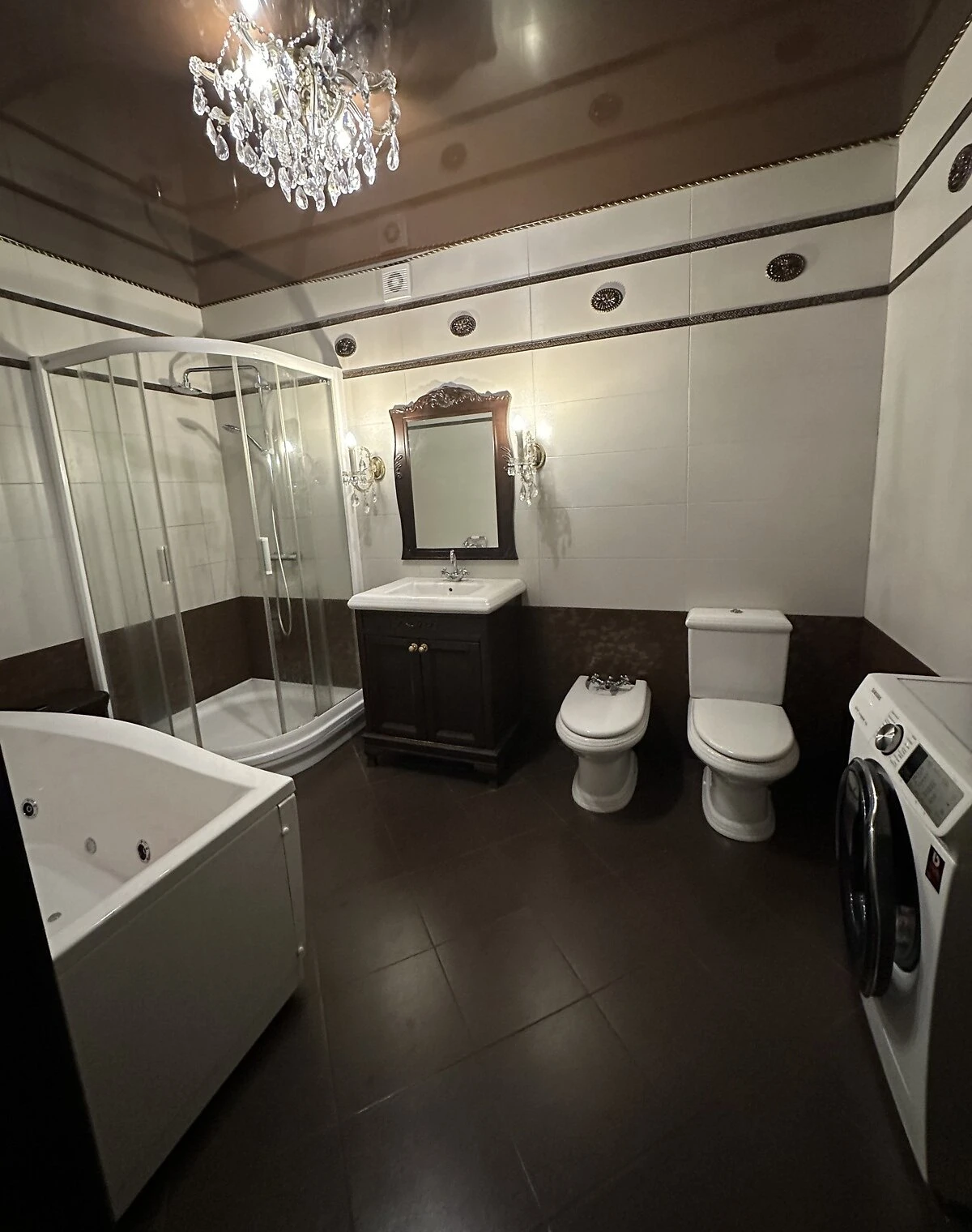 4-кімнатна квартира, Автозаводський: паркомісце, камін - фото 3