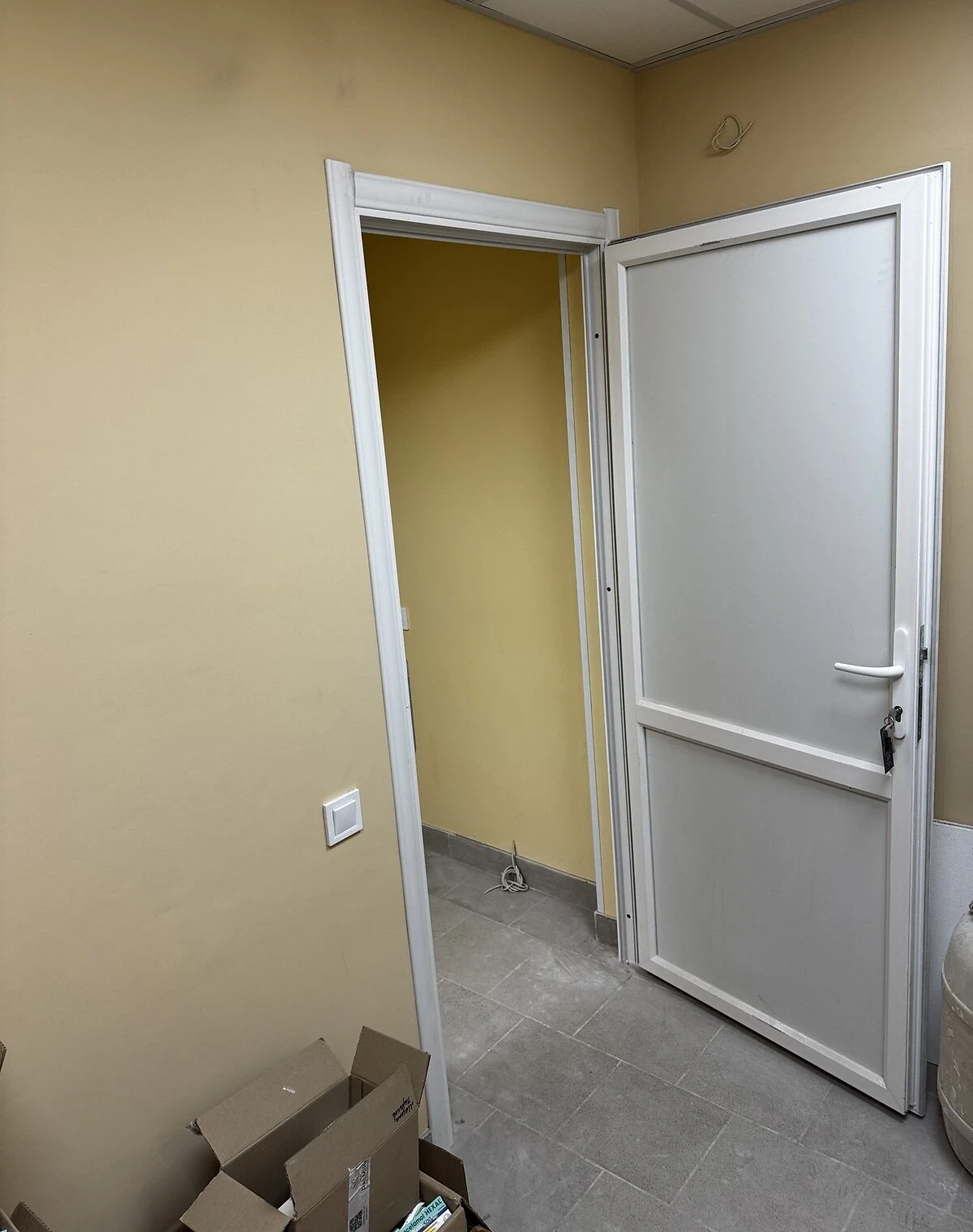 Комерційне приміщення, ХТЗ: фасадне, під аптеку, резервне живлення - фото 5