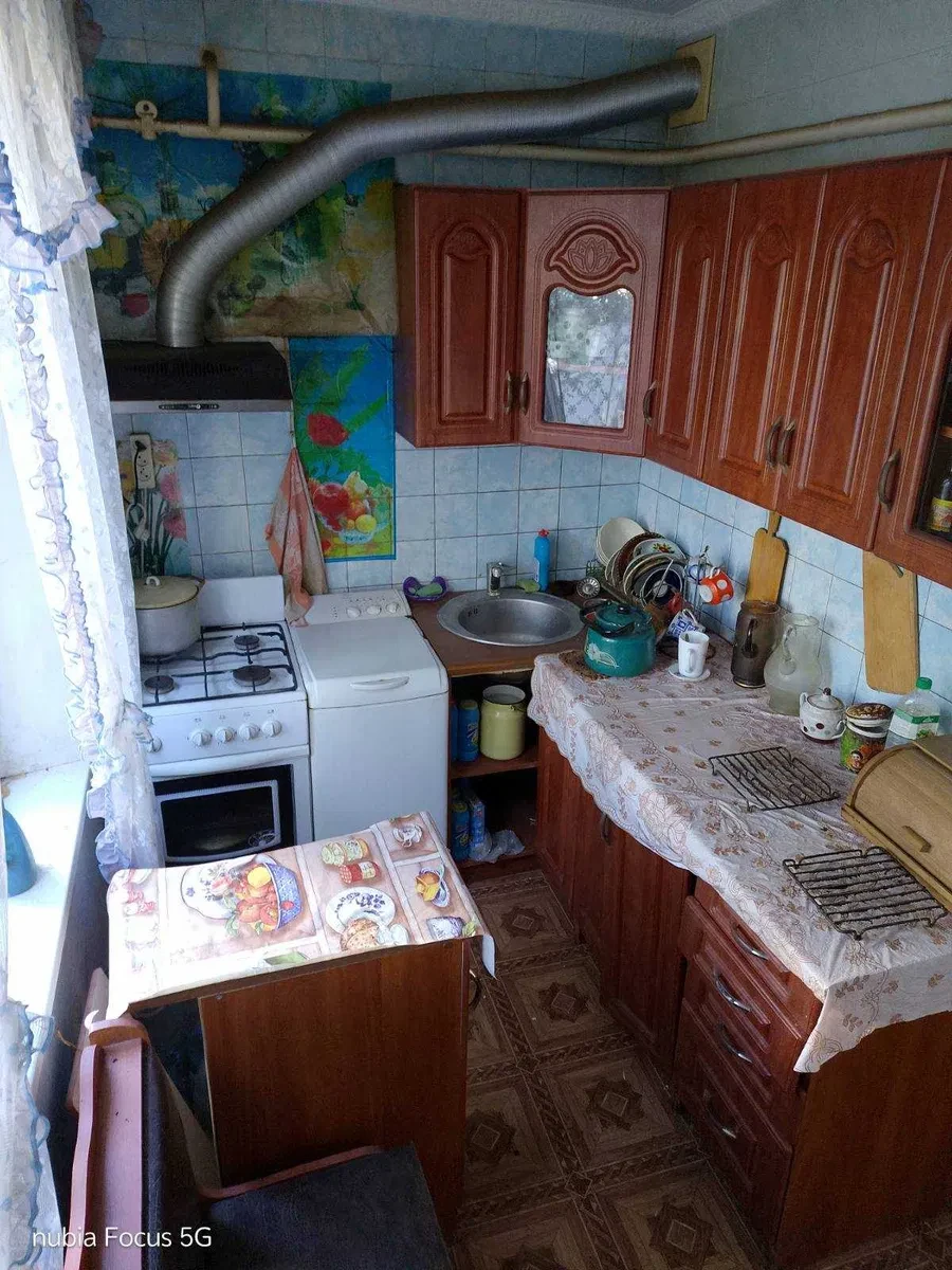1-кімнатна квартира, Новобаварський: житловий стан, засклений балкон, фото 2