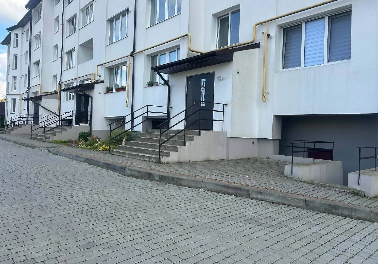 2-кімнатна квартира, Дрогобич: євроремонт, індивідуальне газове опалення - фото 1