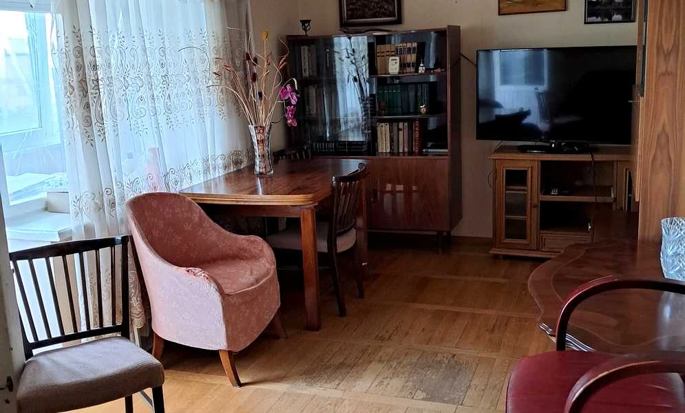 2-кімнатна квартира, Дніпровський: вид на Дніпро, метро Лівобережна 5 хв - фото 2