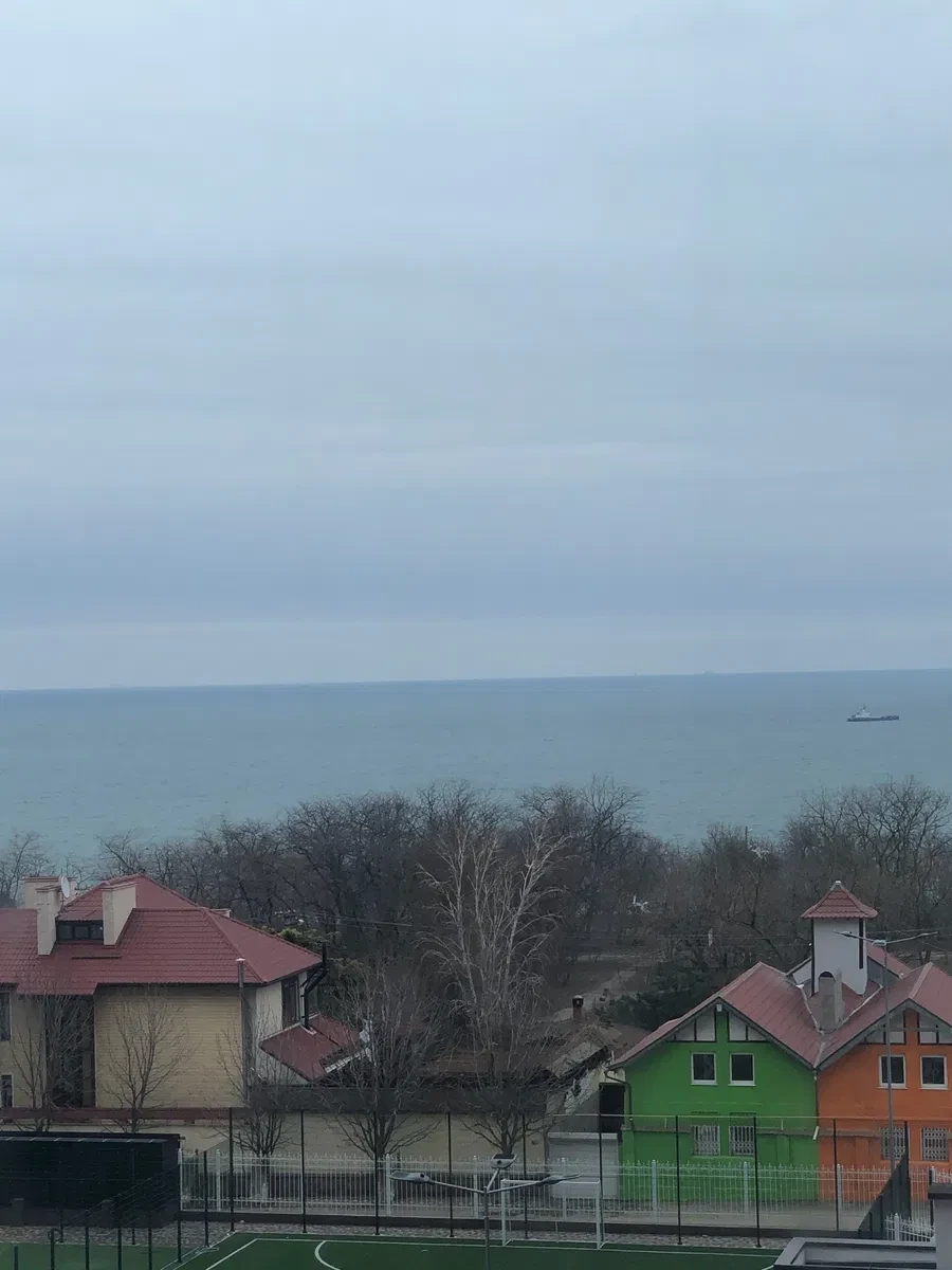 1-кімнатна квартира у ЖК 45 жемчужина: вид на море, авторський ремонт - фото 1