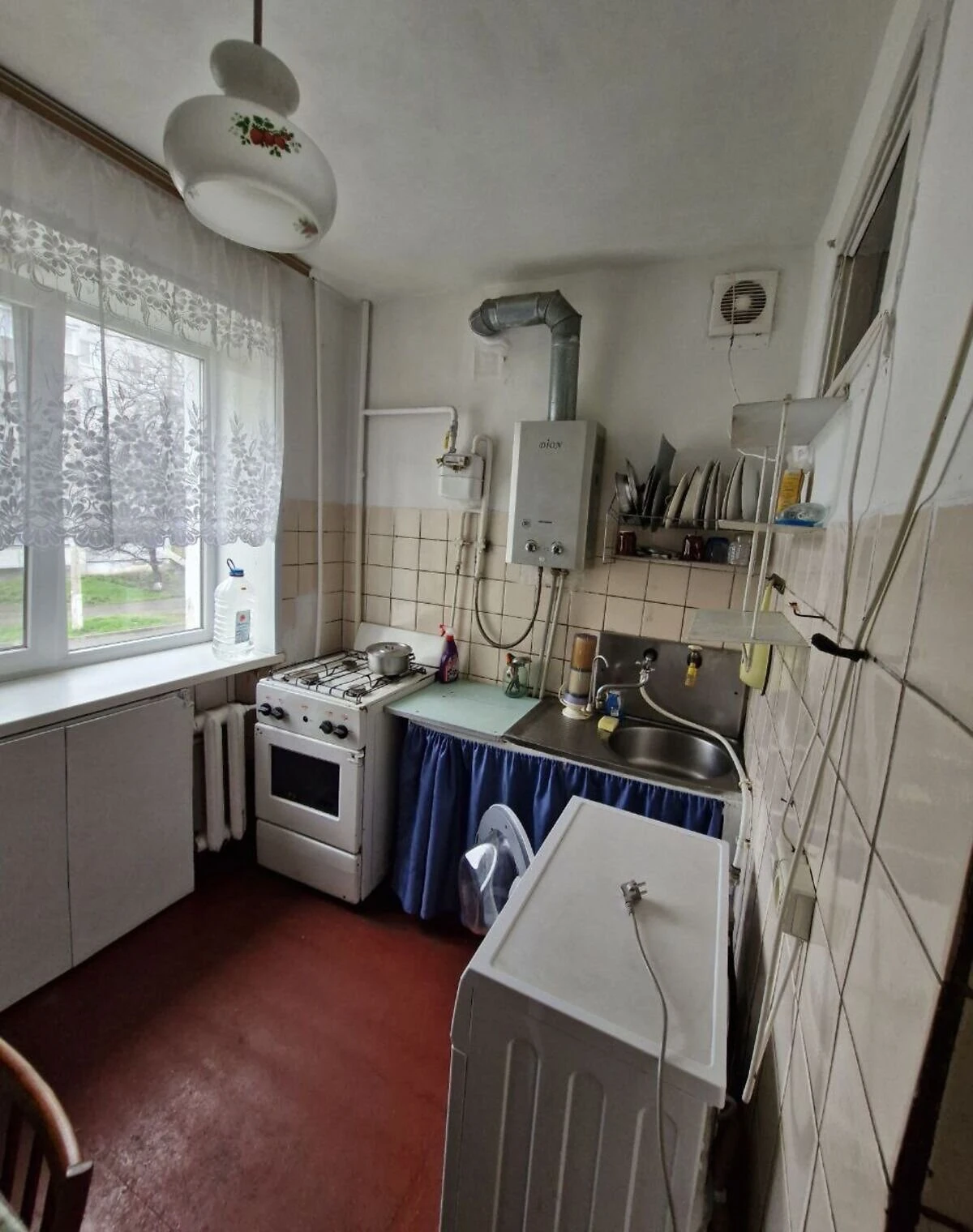 2-кімнатна квартира, Павлоград: косметичний ремонт, цегляні стіни, фото 2