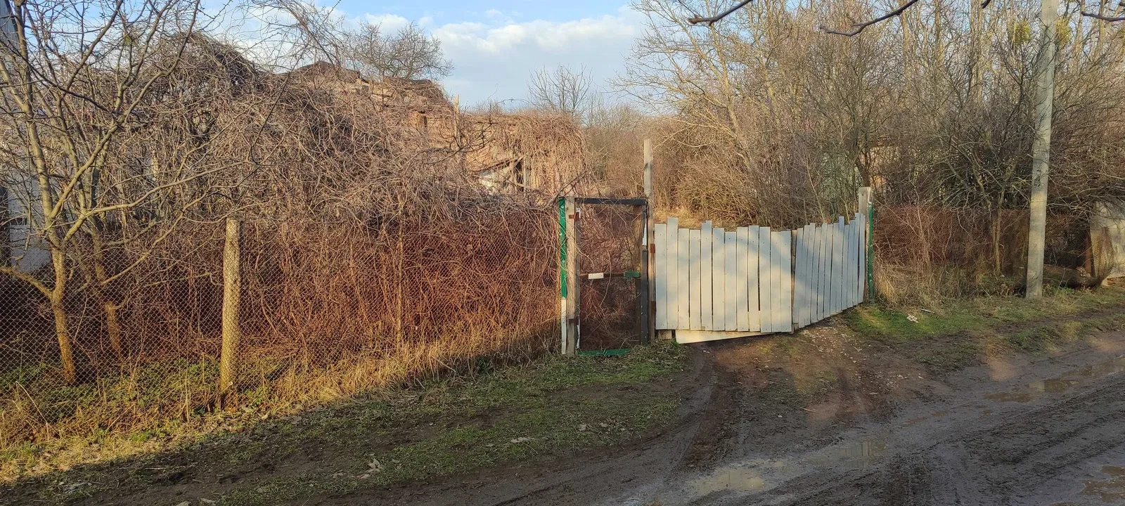 Участок 25 соток, Яковлевка: под жилую застройку, коммуникации рядом, фото 1