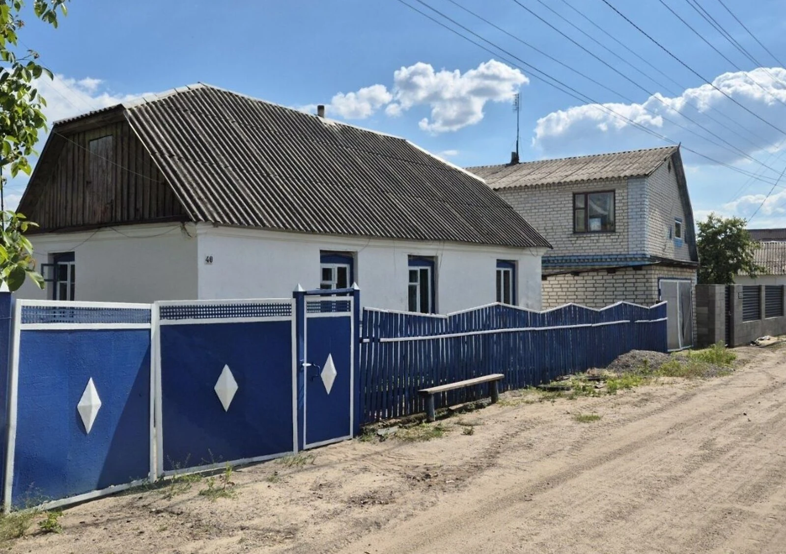 Будинок, Радомишль: літня кухня, сарай