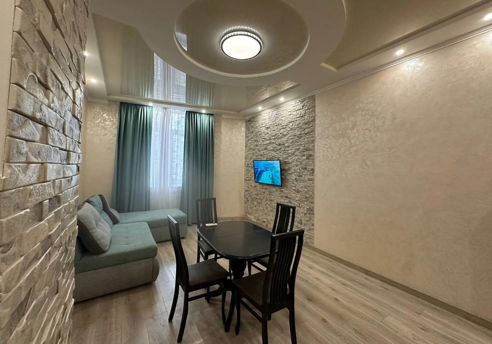 2-кімнатна квартира, Аркадія: кухня-студія, укриття в будинку - фото 4