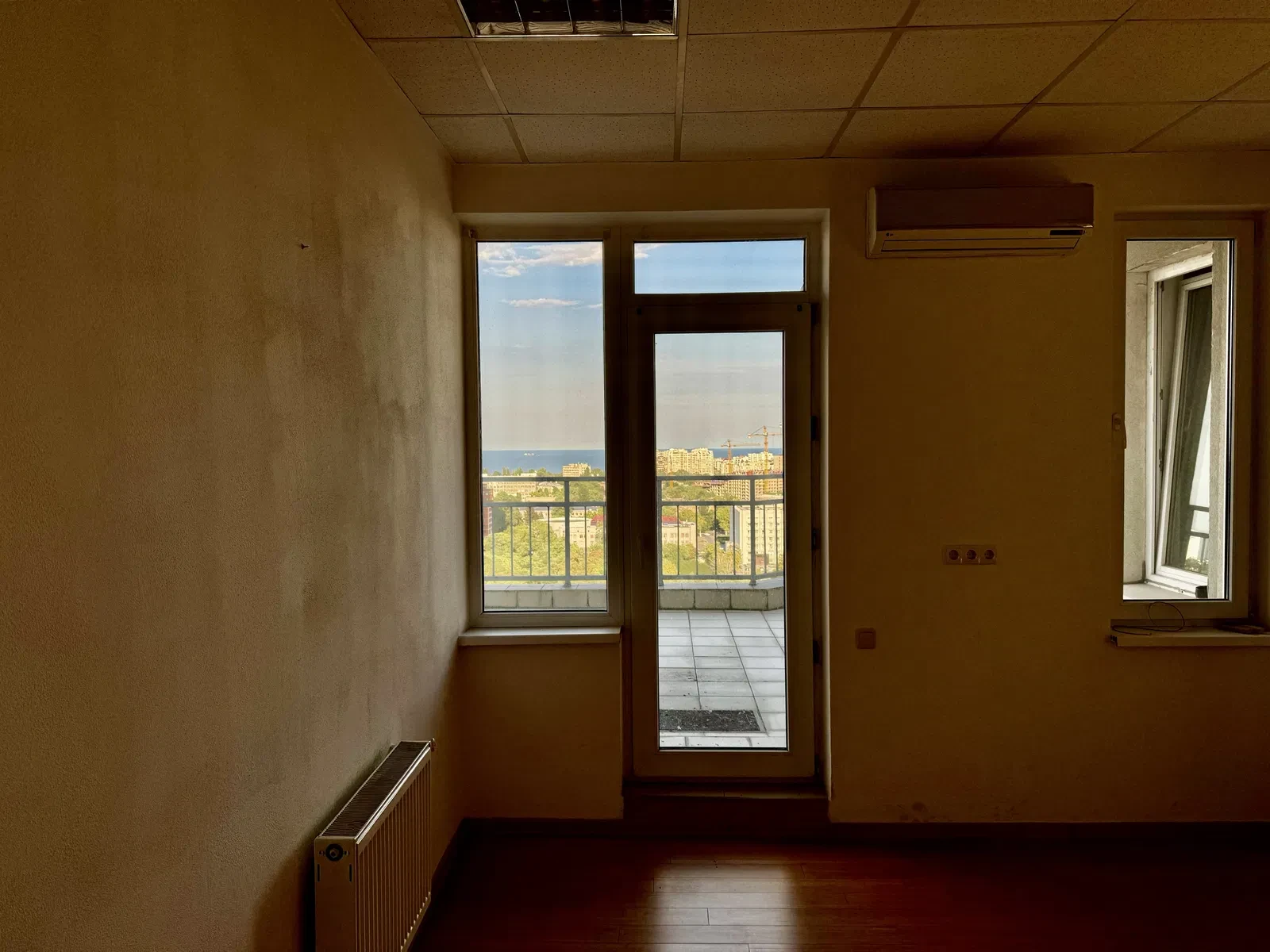 Приміщення у ЖК Чудо город: дві тераси, генератор - фото 3