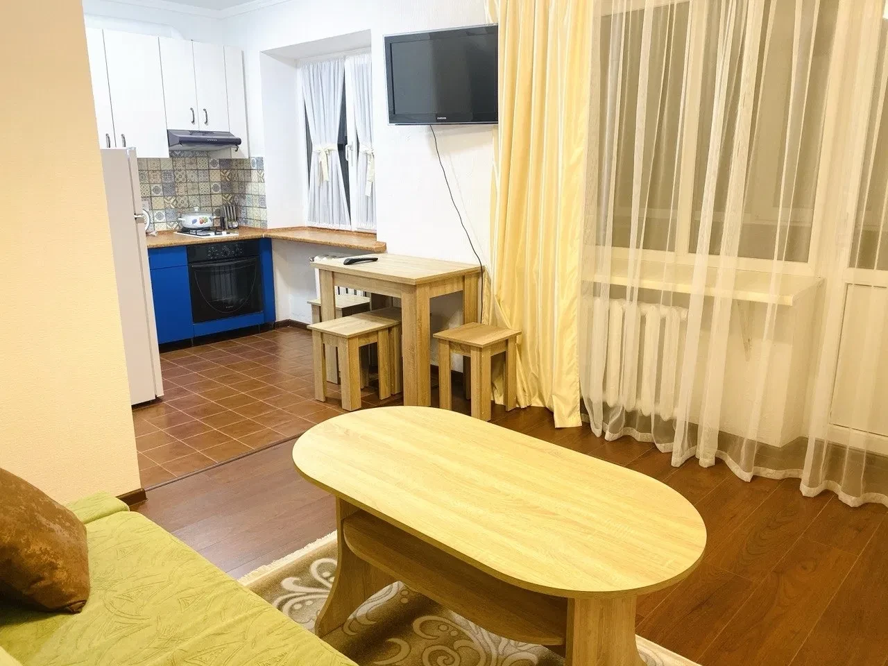 2-кімнатна квартира, Приморський: можна з маленьким песиком