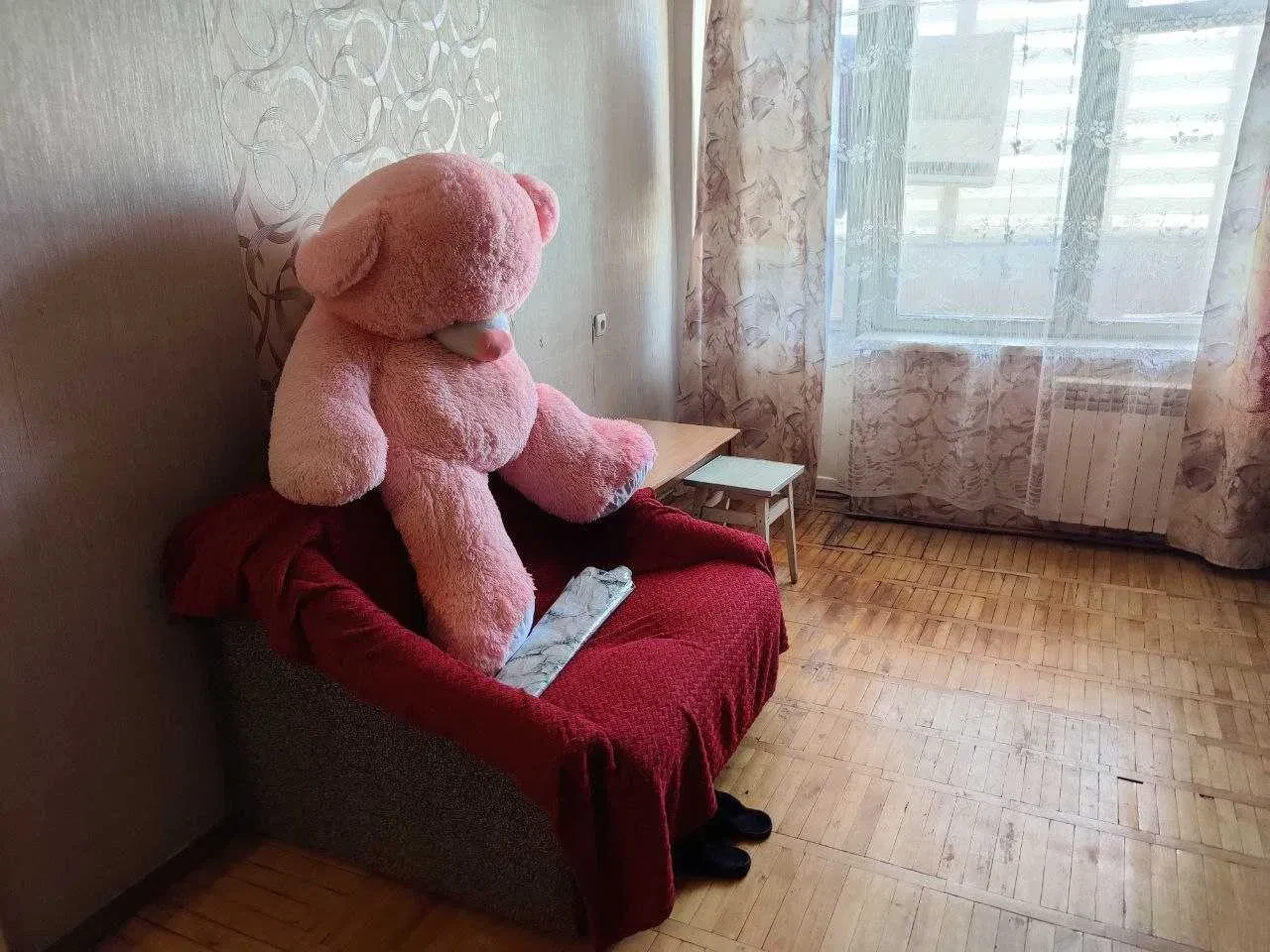 1-кімнатна квартира, Деснянський: до метро 10 хв, засклений балкон, фото 4