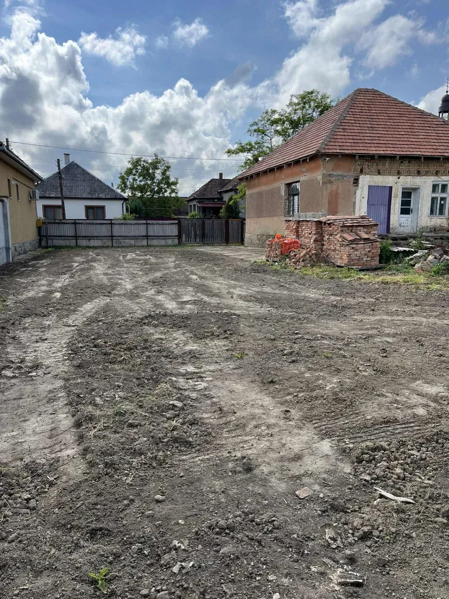 Будинок, Берегове: подвійна ділянка 8 соток, нове водопостачання, фото 2