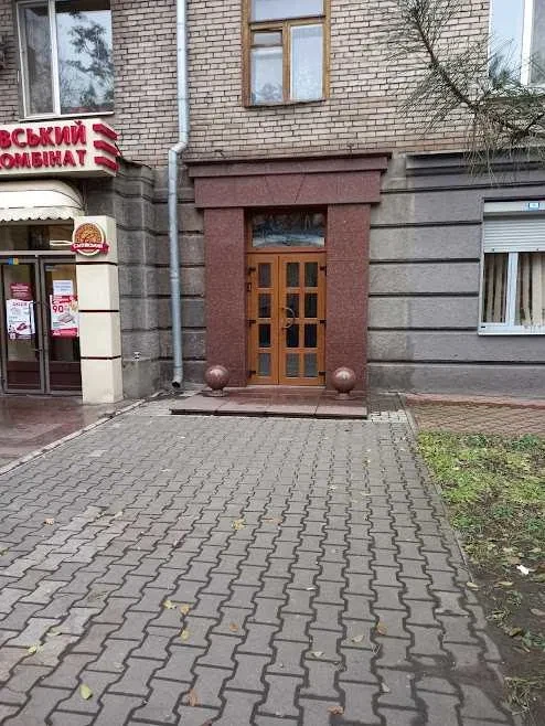 Офис, Вознесеновский: центр города, фасадный выход - фото 1