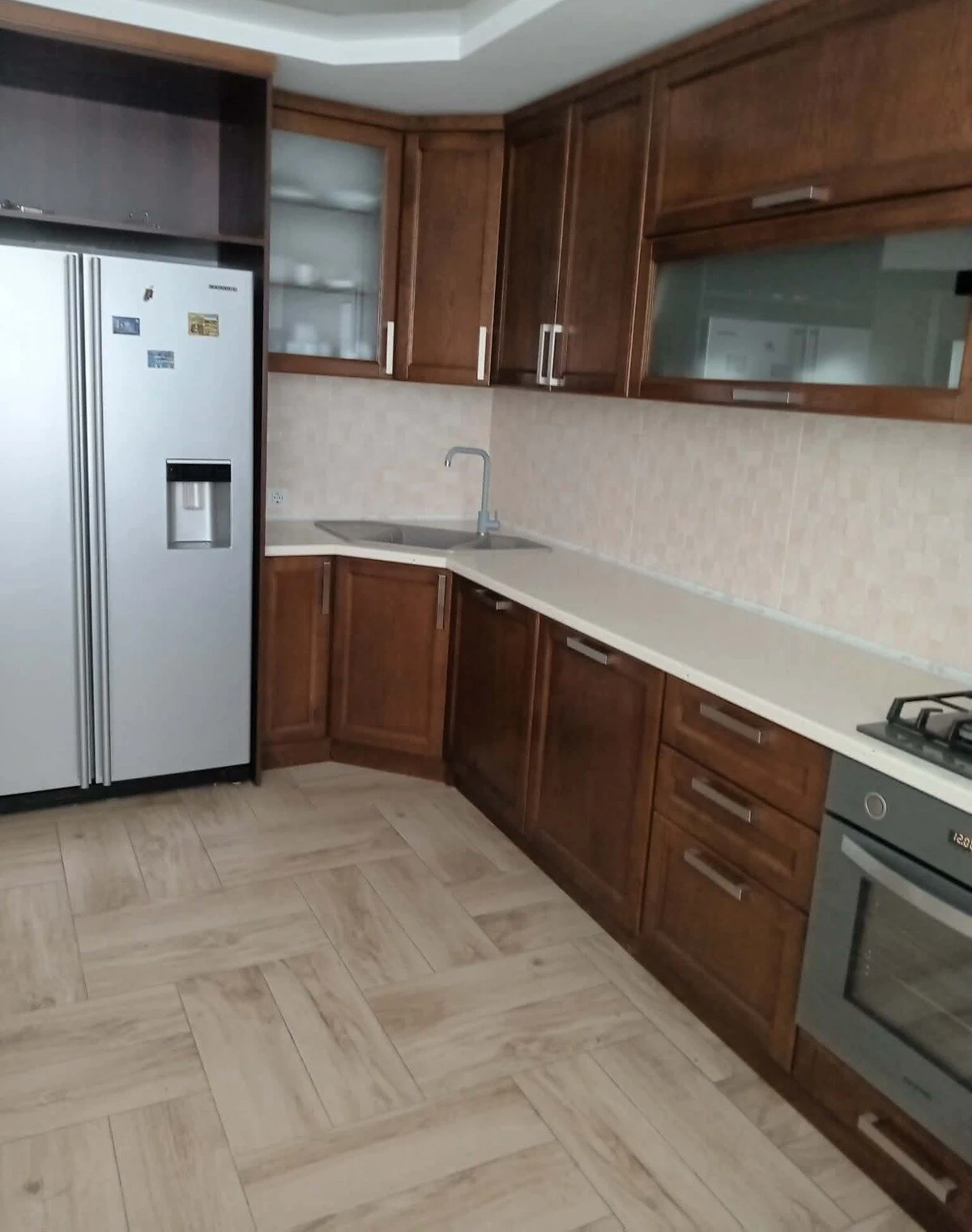 3-комнатная квартира, Заводское: евроремонт, укрытие в доме, фото 3