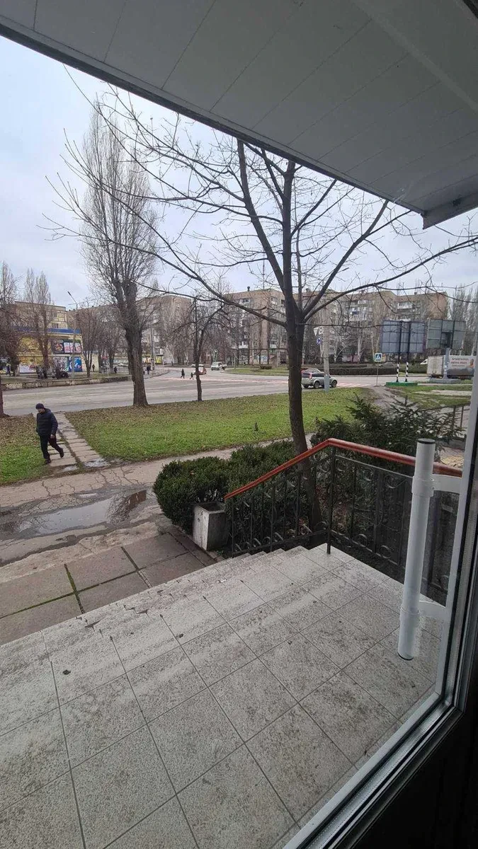 Офис, Долгинцевский: КОЛЬЦО АВТОВОКЗАЛА, вход с улицы, фото 2