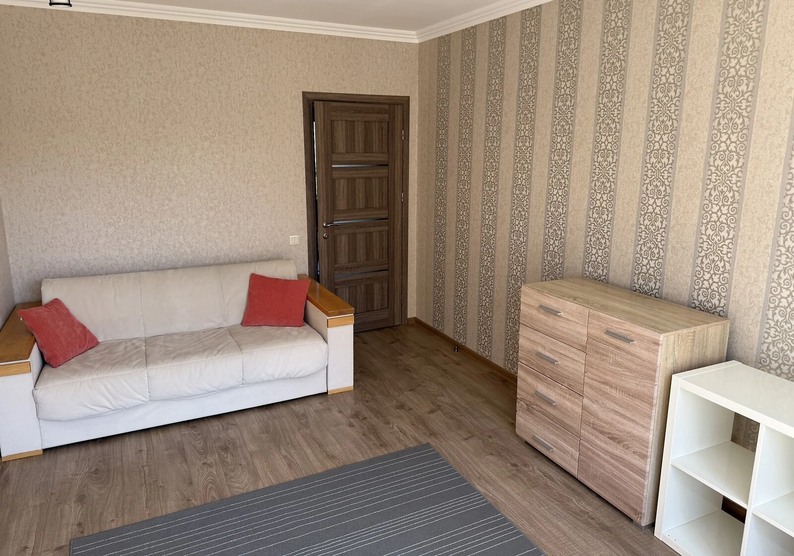 2-кімнатна квартира, Вишневе: дизайнерський ремонт, внутрішній двір - фото 3