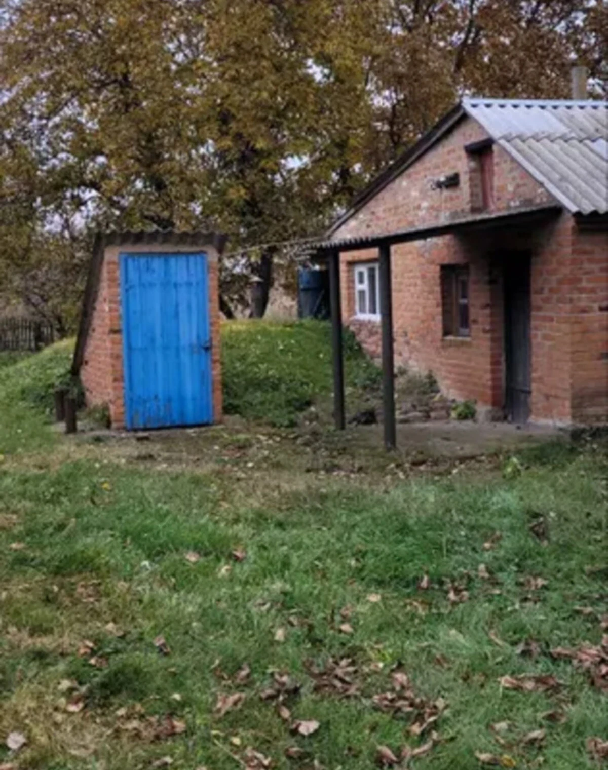 Будинок, Кишеньки: гараж, веранда, 40 соток