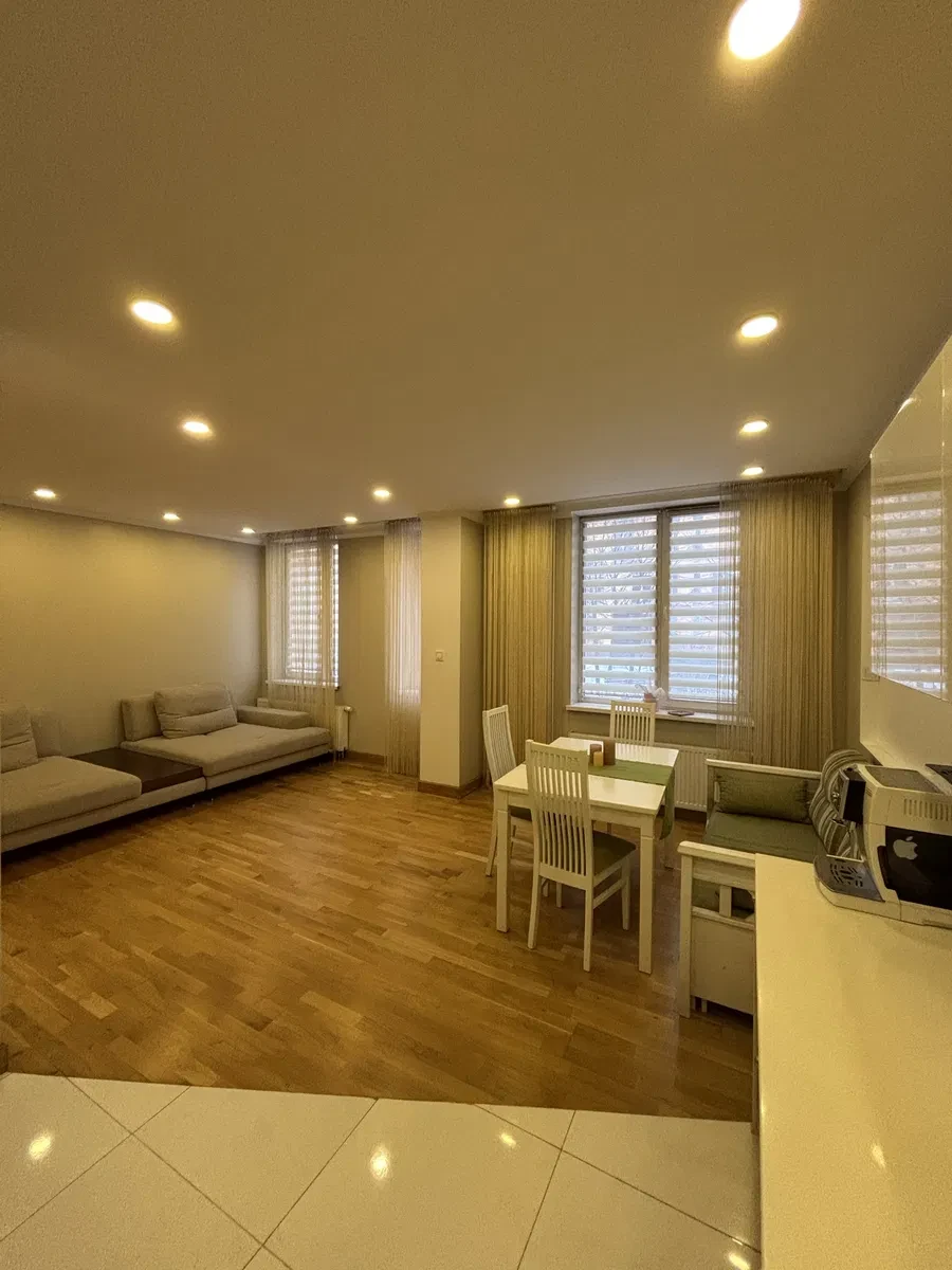 3-комнатная квартира в ЖК Комфорт Таун: кухня-студия 30 м², авторский проект, фото 5
