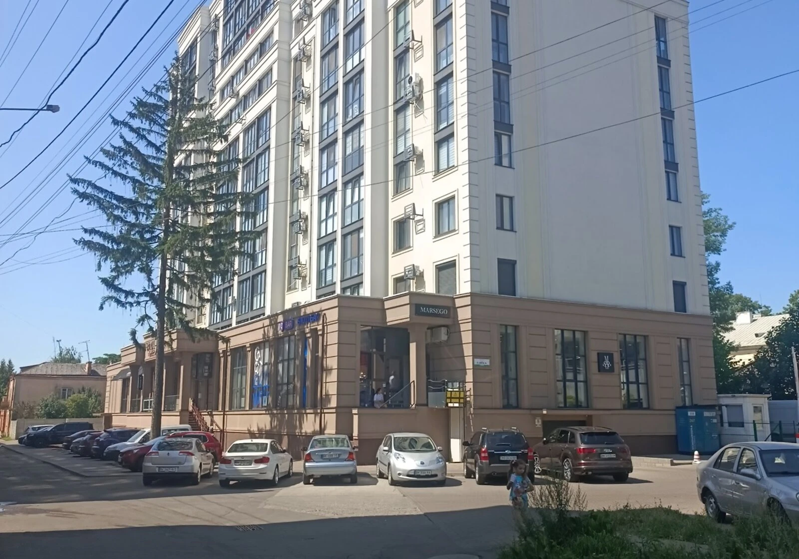 3-комнатная квартира, Центр: кухня-студия, охрана территории - фото 1
