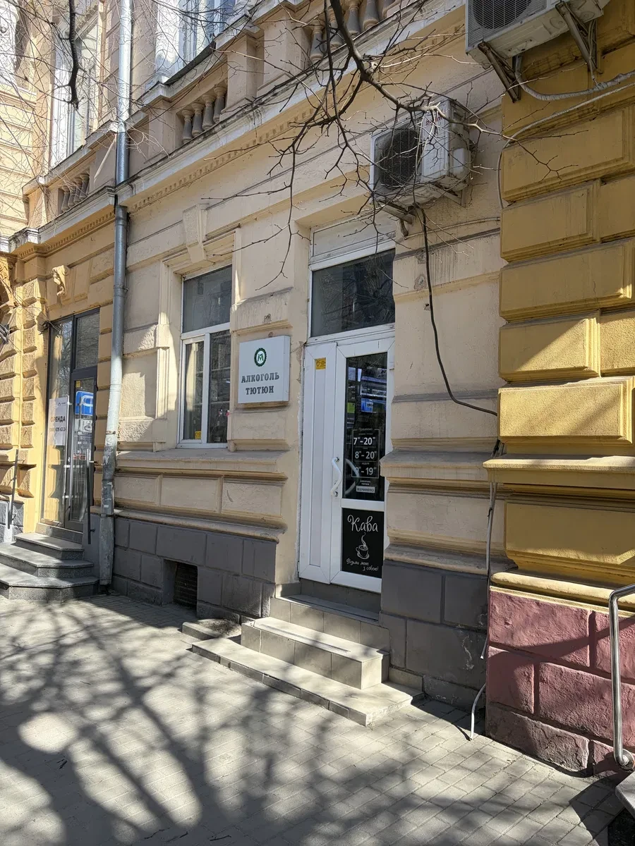 Приміщення, Івано-Франківськ: фасадний вхід, кондиціонер, фото 5